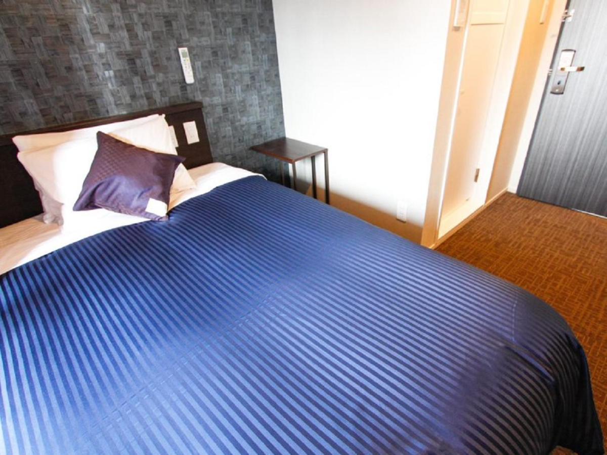 Hotel Livemax Osaka Honmachi Bagian luar foto