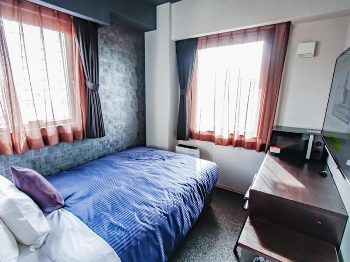 Hotel Livemax Osaka Honmachi Bagian luar foto